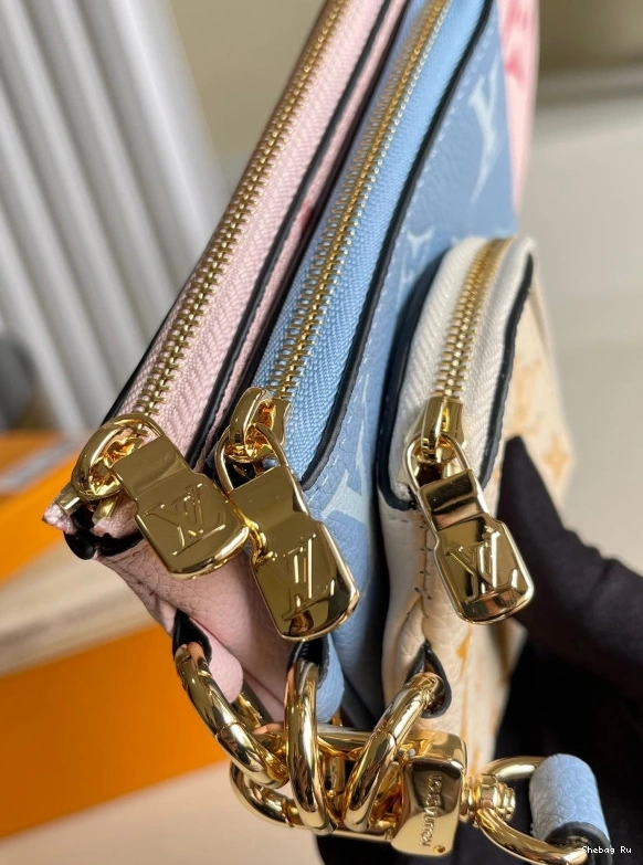 NTRIO POUCH LOUIS VUITTON 0807